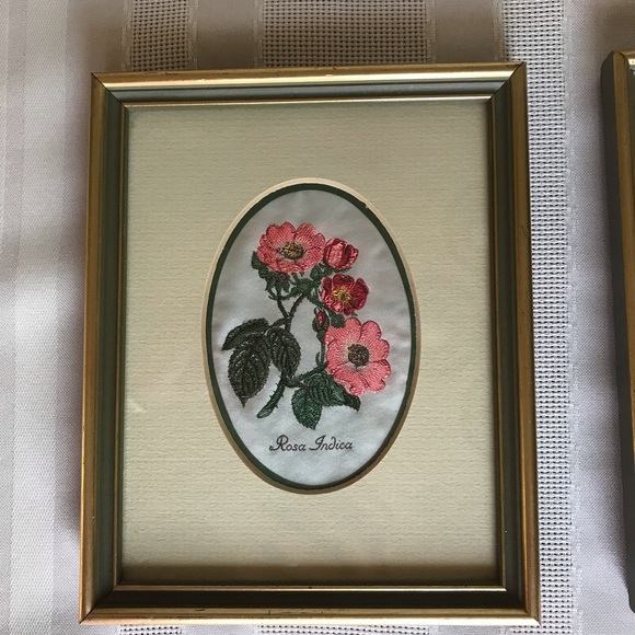 Floral Picture Wall Hanging - Picture 3 of 16